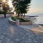 Premium Luka - - With Heated Pool Apartment Malinska
